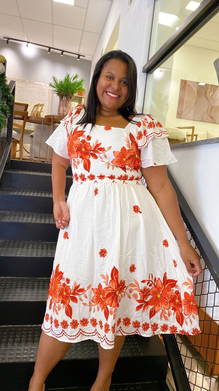 Vestido viscolinho off floral