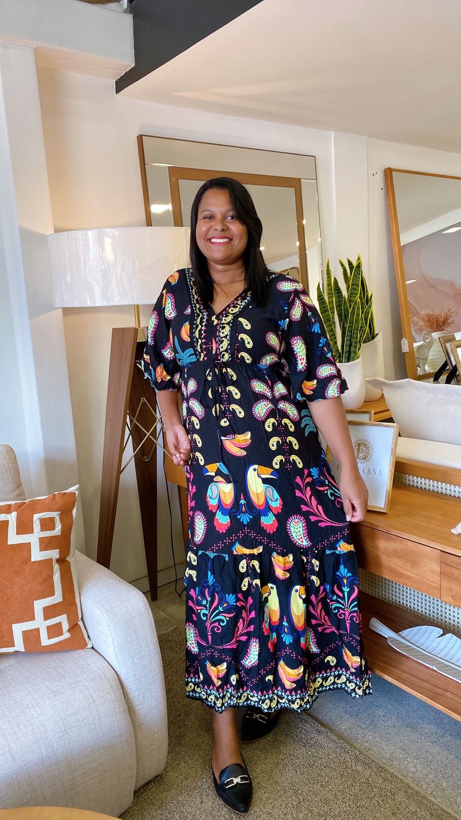 Vestido floral viscolinho preto