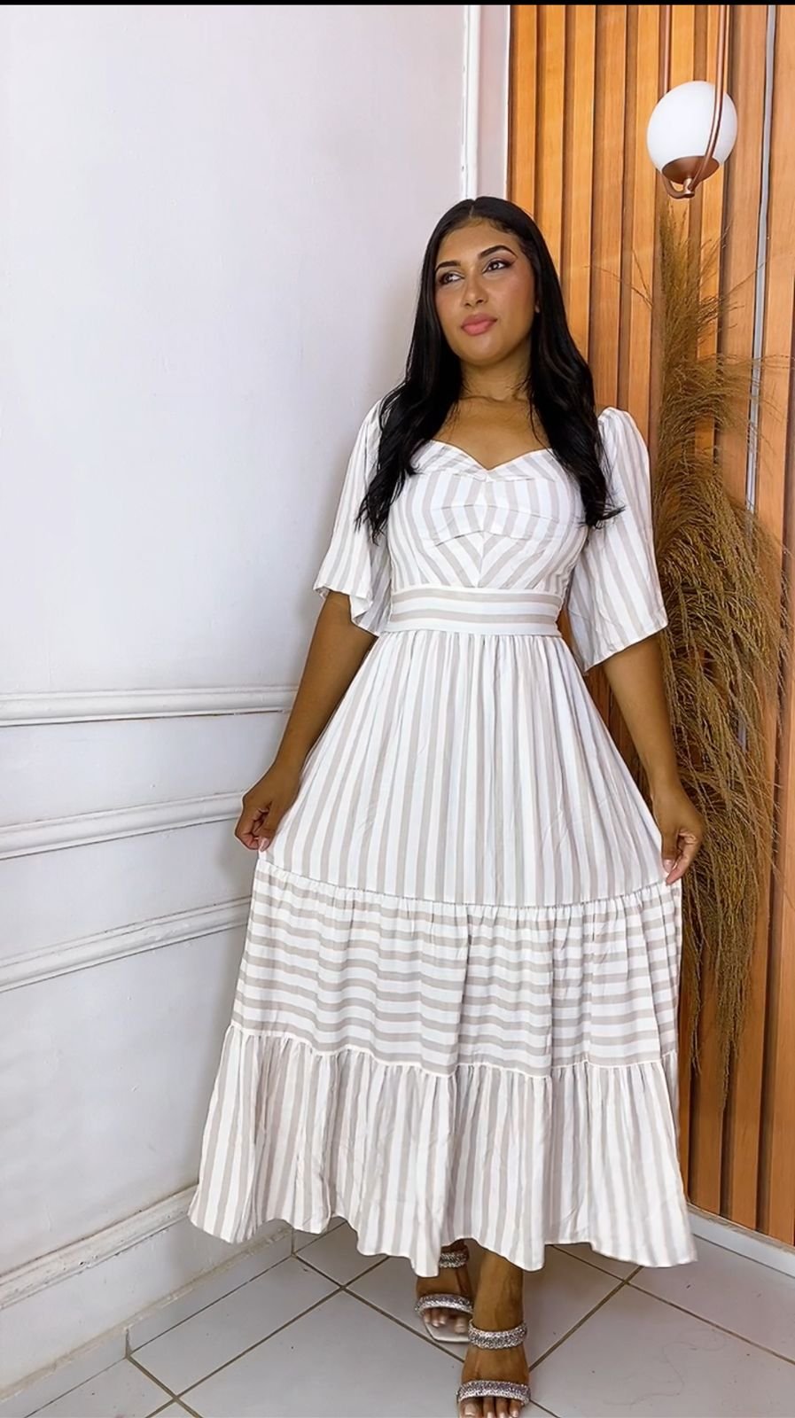 Vestido listras nude